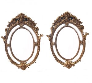 Пара больших позолоченных зеркал - овал в стиле Людовика XVI в стиле рококо