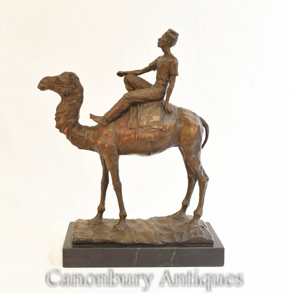 Бронзовая статуя бедуинского всадника на верблюдах - французское литье