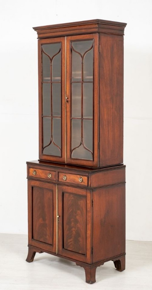Книжный шкаф в георгианском стиле - Антикварный шкаф из красного дерева 1800