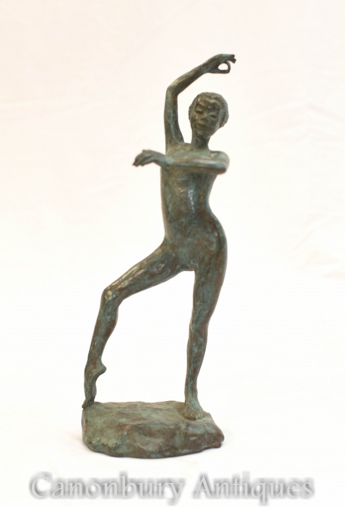 Этрусская бронзовая статуя нимфы-танцовщицы - классическое искусство
