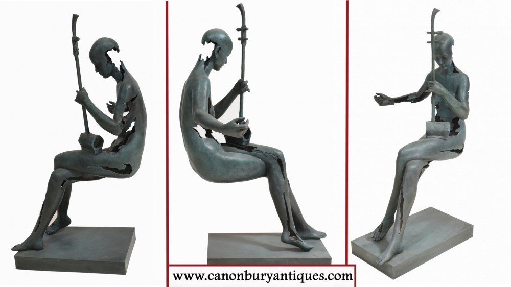 Абстрактное искусство статуя женский музыкант скульптура бронза